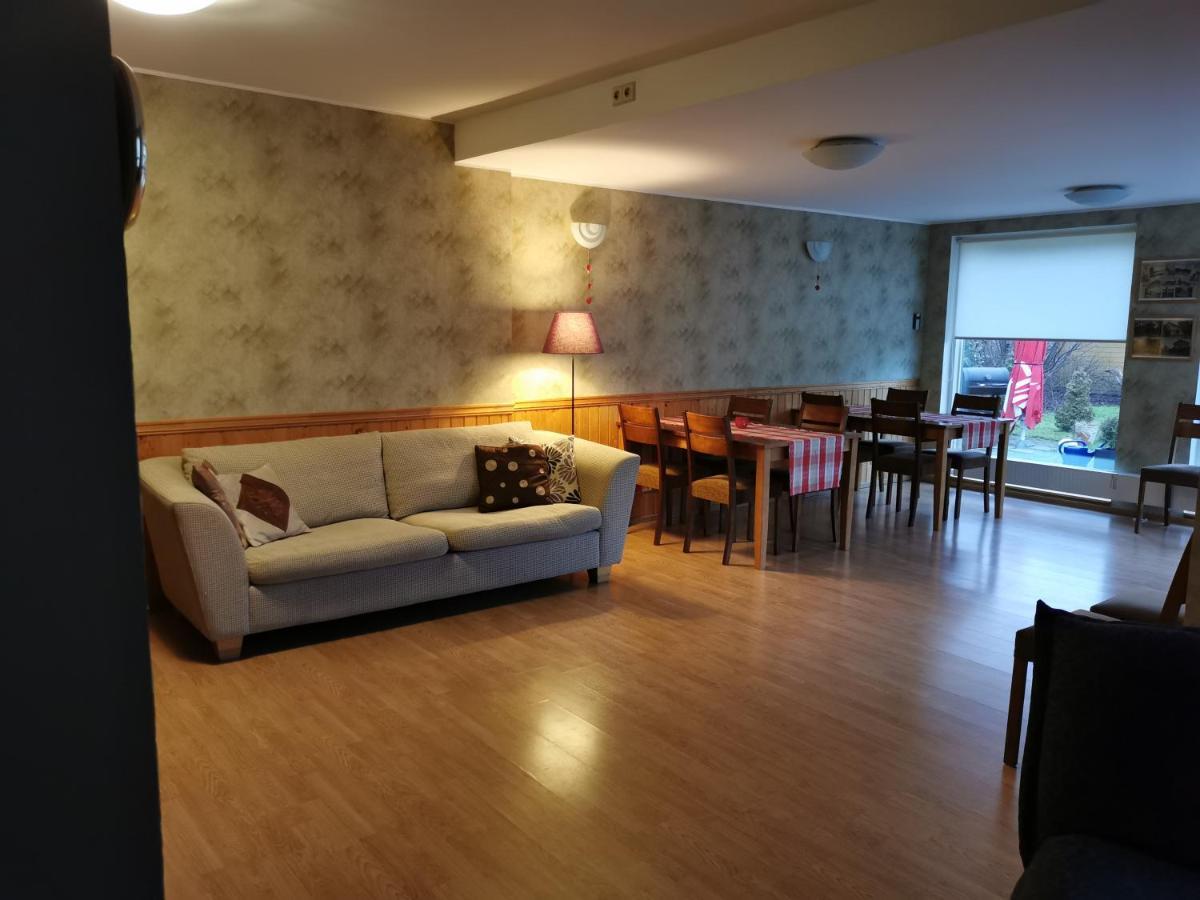 Kaare Guesthouse Viljandi  Esterno foto