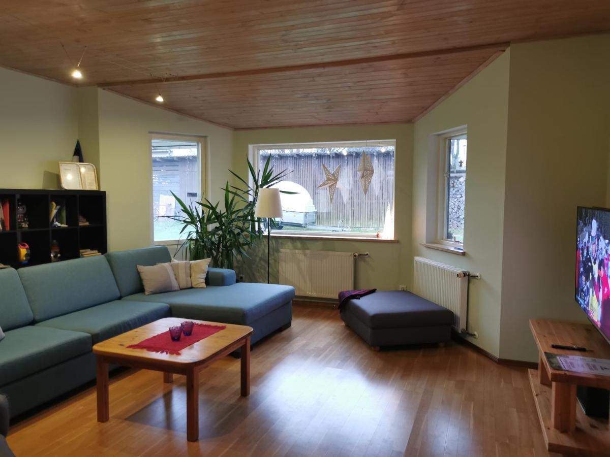 Kaare Guesthouse Viljandi  Esterno foto