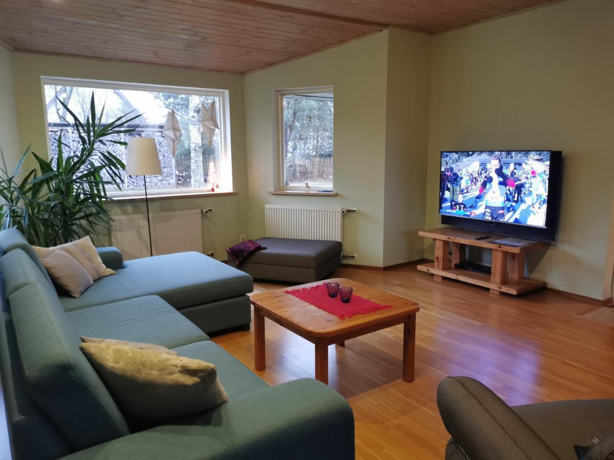 Kaare Guesthouse Viljandi  Esterno foto