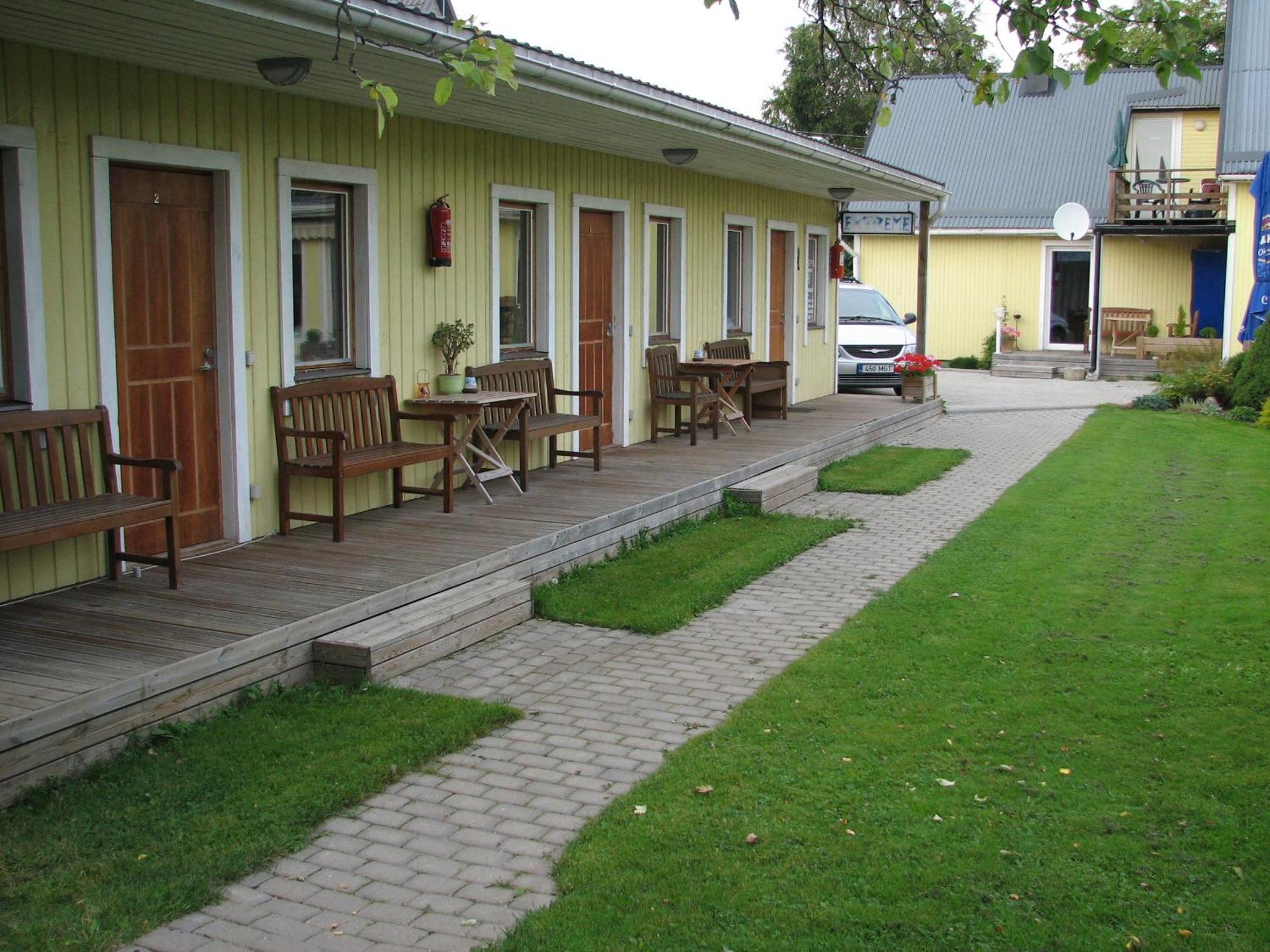 Kaare Guesthouse Viljandi  Esterno foto